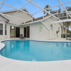 The Magic Hideaway Private Pool Minutes to Disney